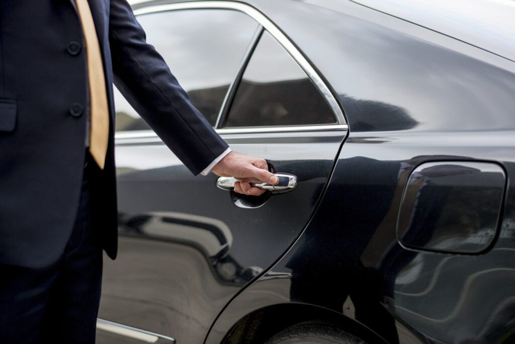 private transfer from the city center to madrid airport